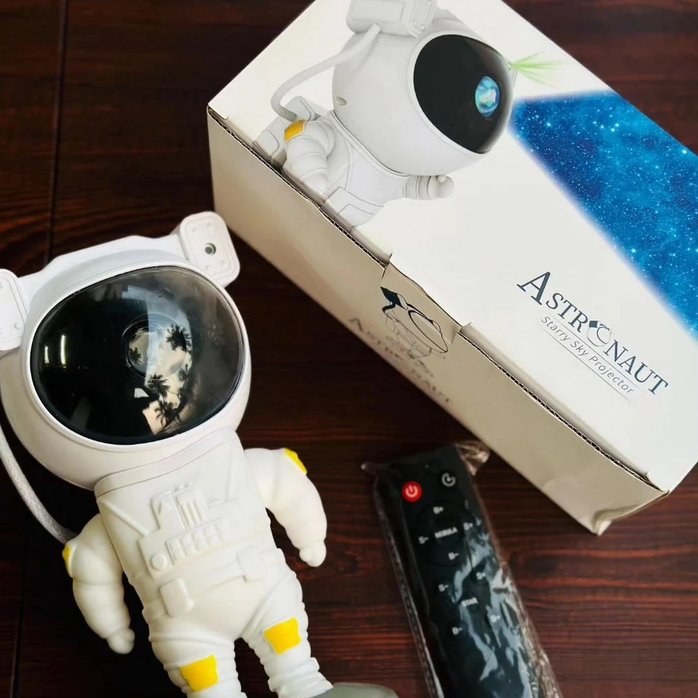 Astronaut Projector Lamp - Image 2